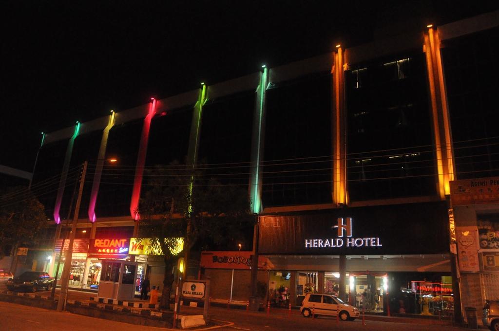 Herald Hotel Malacca ภายนอก รูปภาพ