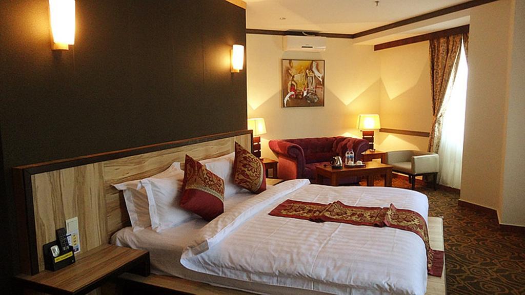Herald Hotel Malacca ภายนอก รูปภาพ