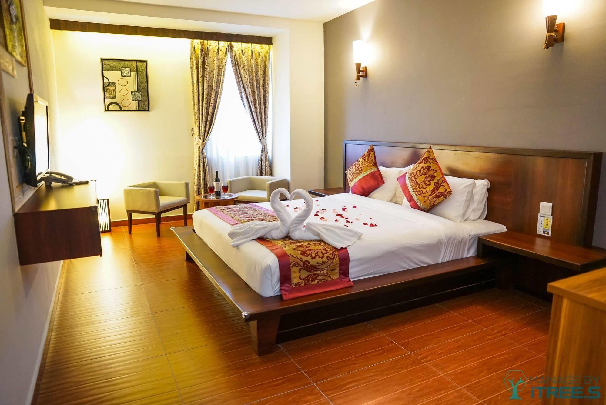 Herald Hotel Malacca ภายนอก รูปภาพ